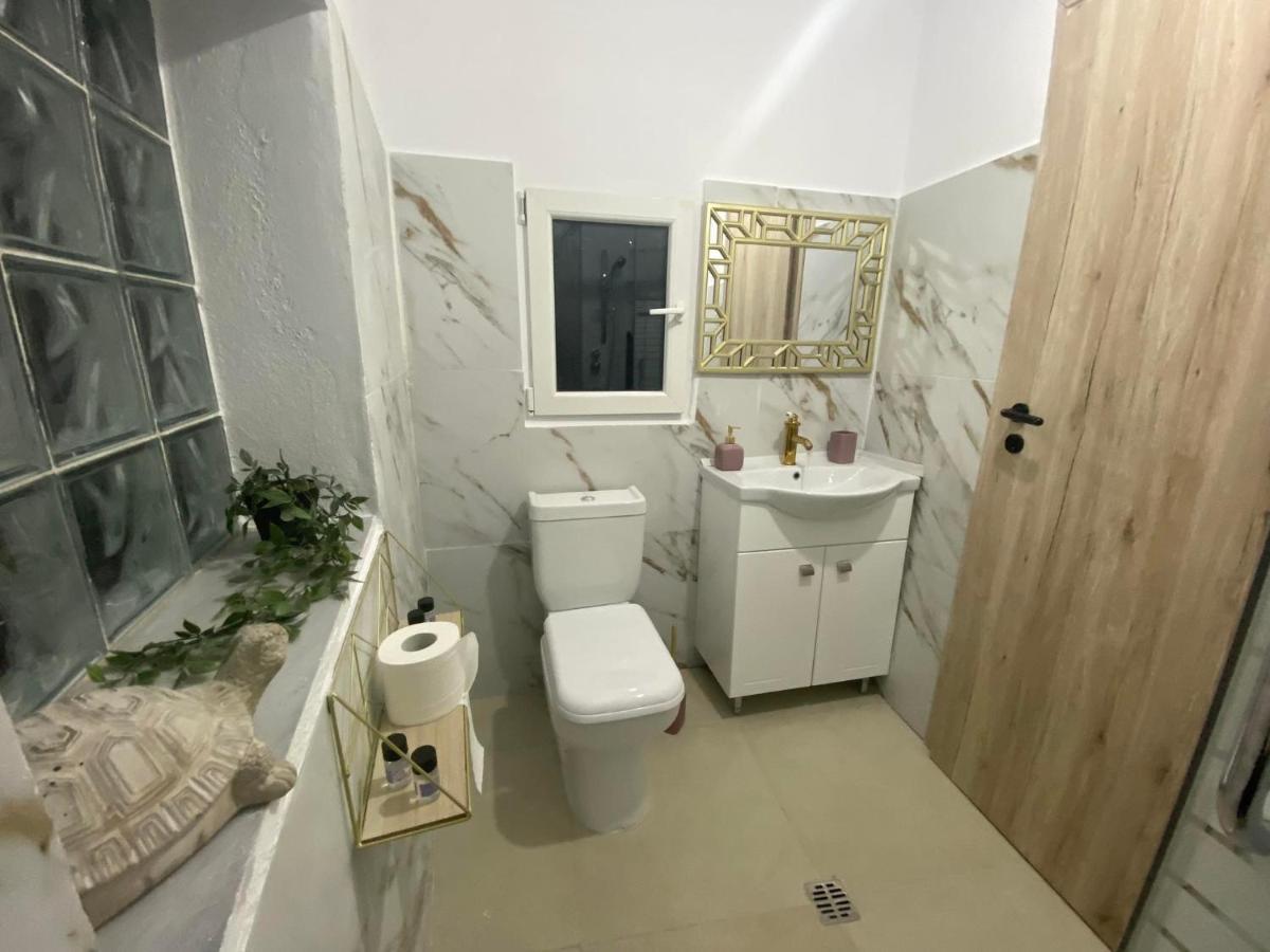 Popi'S Apartment Goníai 外观 照片